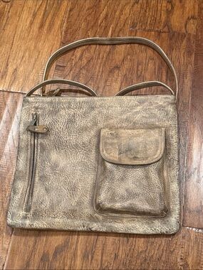 Classic Leather Crossbody Bag in Distressed Tan